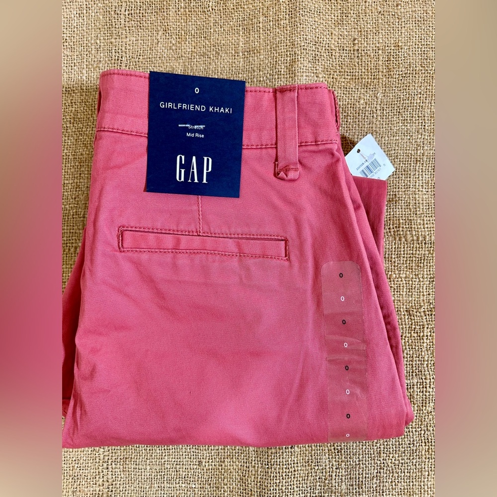 GAP Girlfriend Khaki Chinos in Pink